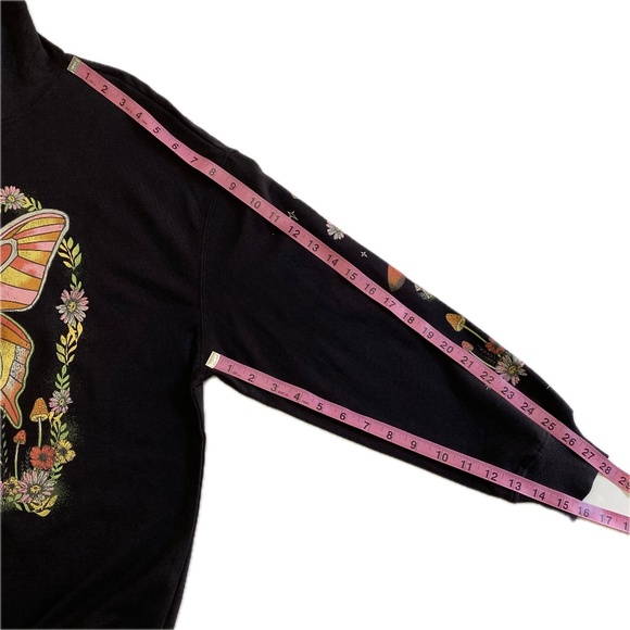 Rebellious One Butterfly Graphic Long-Sleeve Hoodie Pullover, XS, Black NWT - Picture 11 of 14